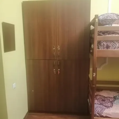 Lviv City Hostel * 리비프